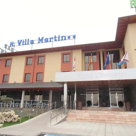 Area De Servicio Villamartin Villamartin de la Abadia Eksteriør bilde